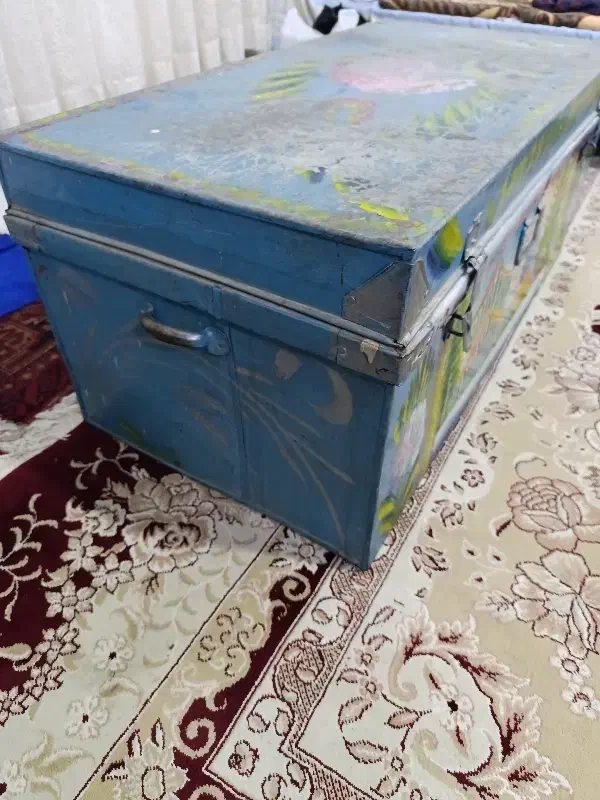 صندوق اهنی قدیمی|کلکسیون اشیاء عتیقه|مشهد, وحید|دیوار