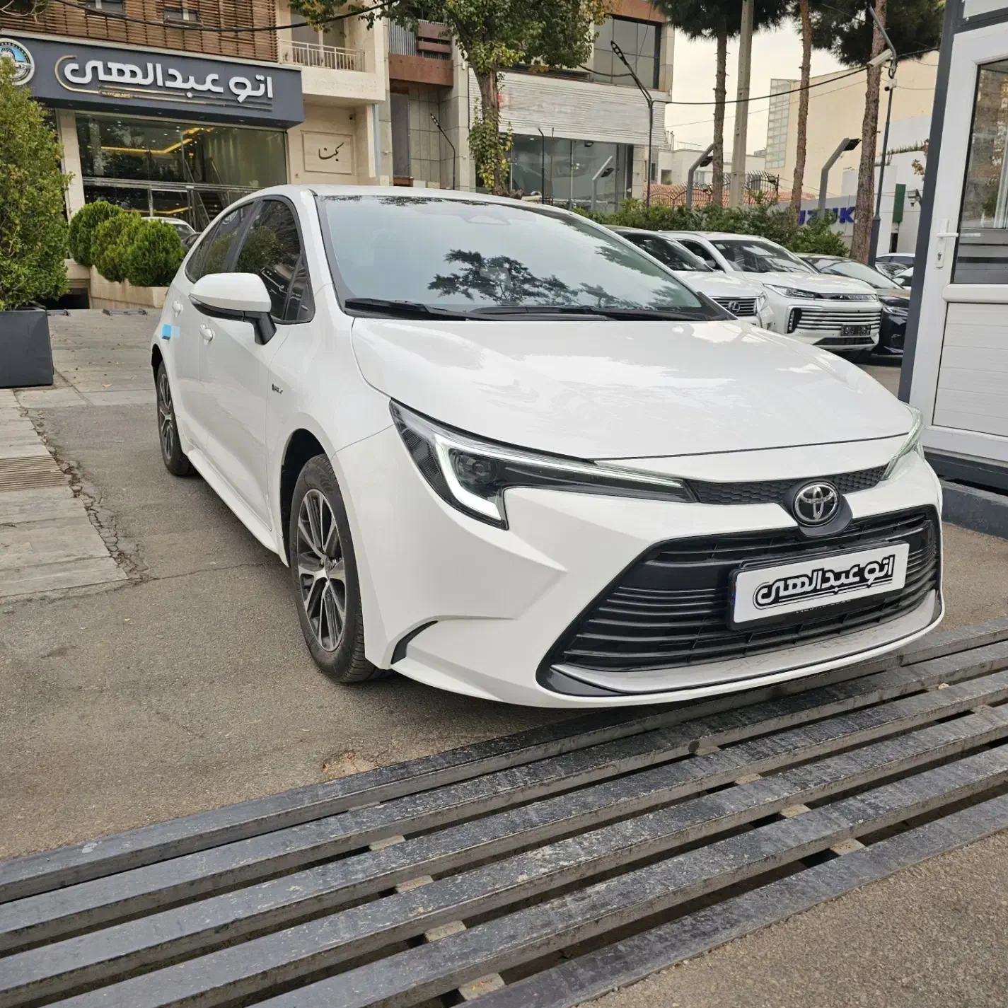 تویوتا لوین 1800 سی سی 2024|خودرو سواری و وانت|شیراز, فرهنگ شهر|دیوار