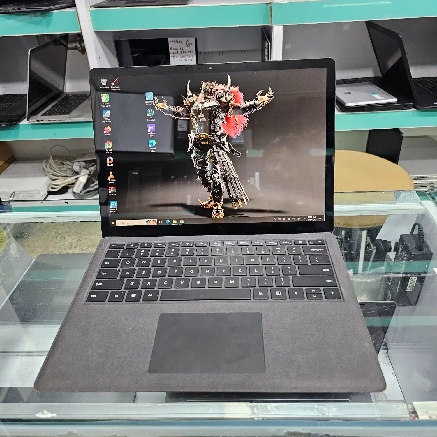 لپتاپ سورفیس  نسل ۱۰ در حد نو رم ۱۶ هارد ۵۱۲|رایانه همراه|یاسوج, |دیوار