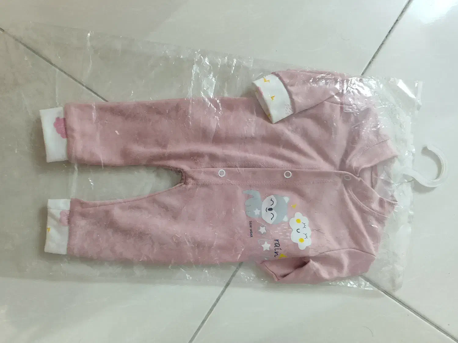 لباس نوزادی|کفش و لباس بچه|مشهد, هنرور|دیوار