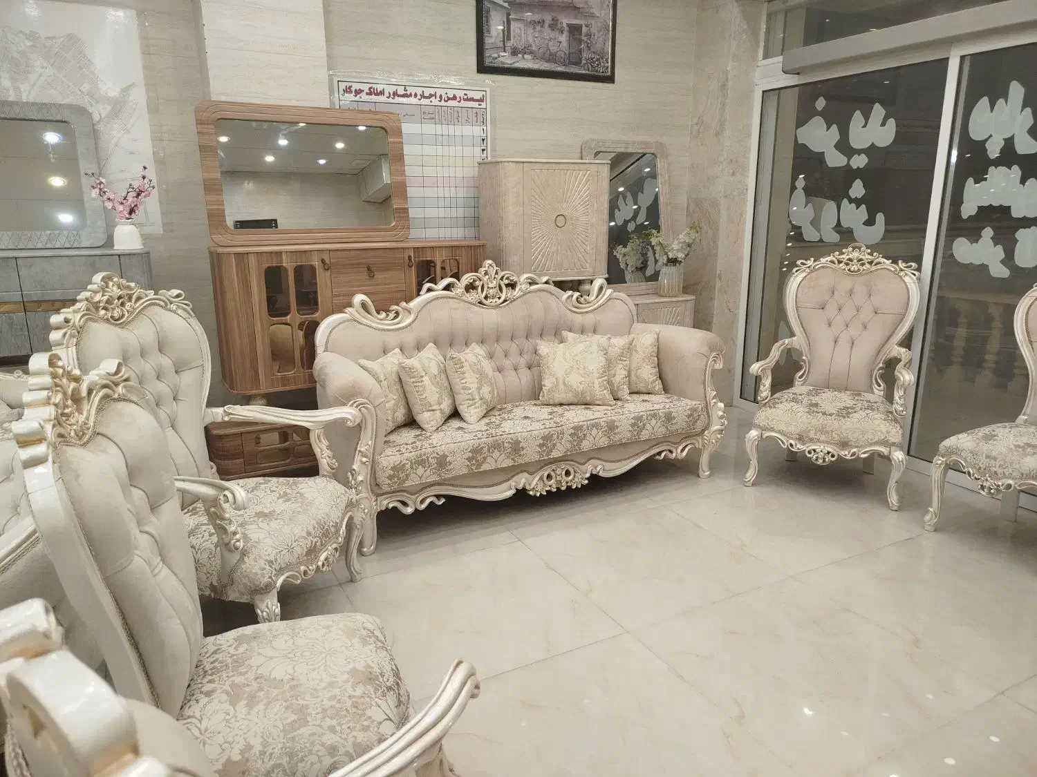 مبل کلاسیک سلطنتی ابزاری مدل افسون فرانسوی|مبلمان خانگی و میز عسلی|شیراز, فرهنگیان|دیوار