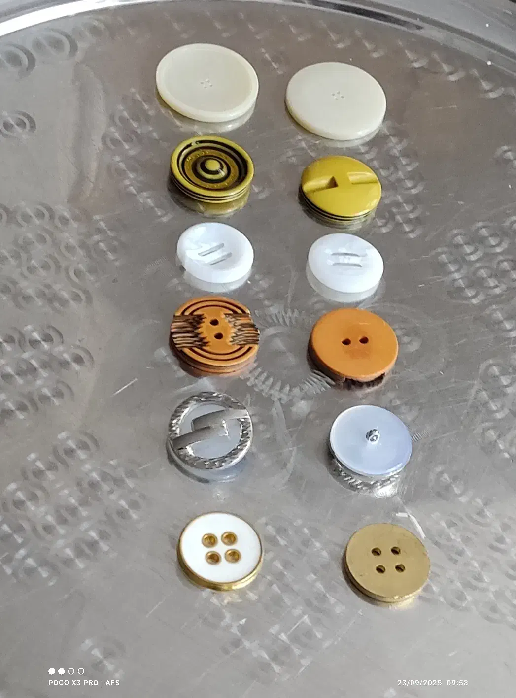 دکمه پالتو و ...|لوازم خیاطی و بافتنی|نورآباد, |دیوار