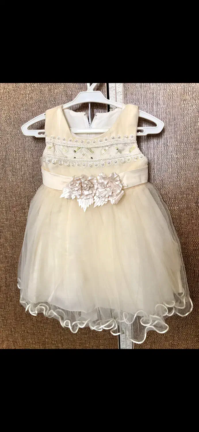 (حراج)شومیز و لباس عروس دخترانه|حراج|جیرفت, |دیوار