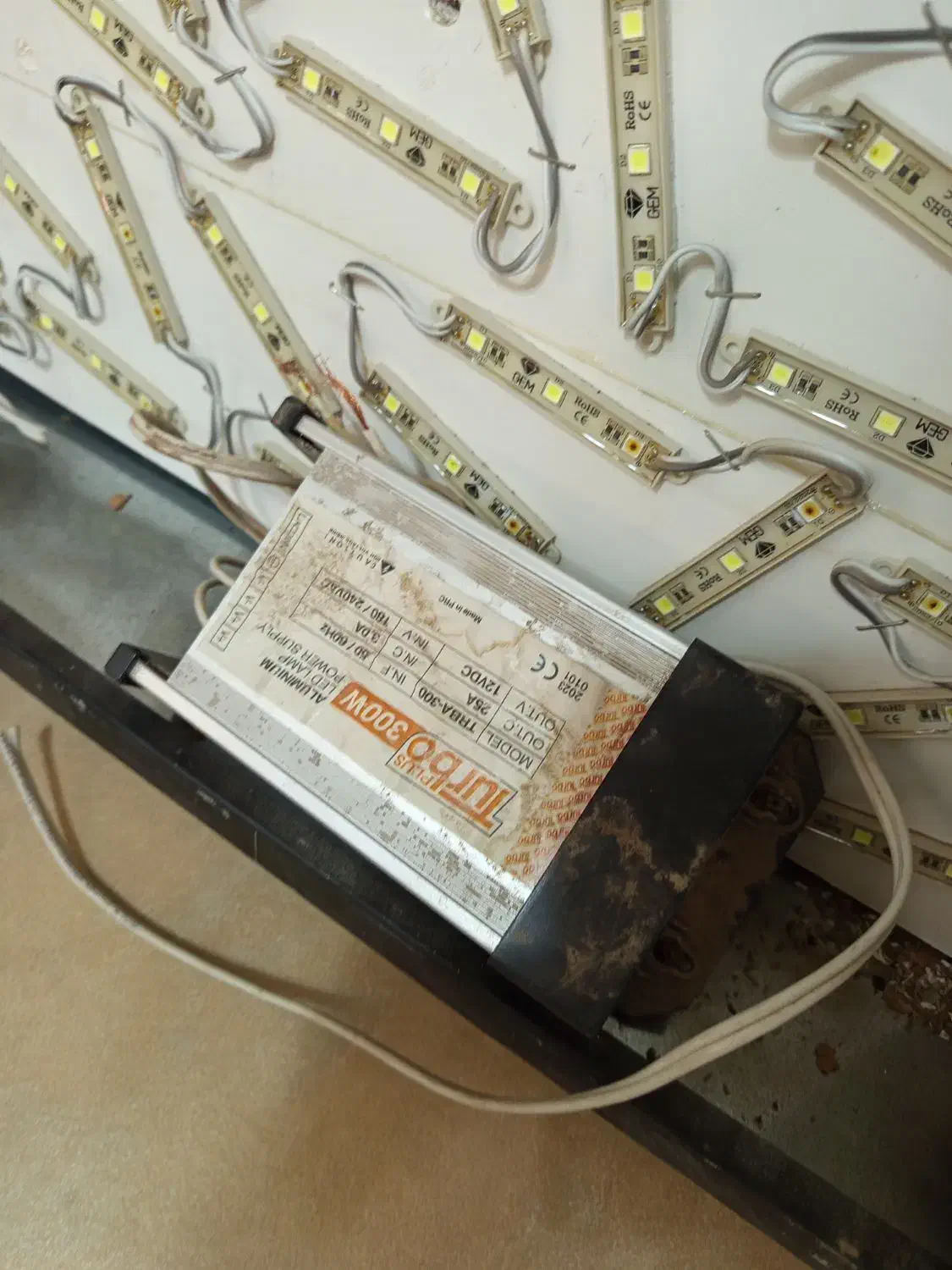 تابلو فروشی|لامپ و چراغ|رفسنجان, |دیوار