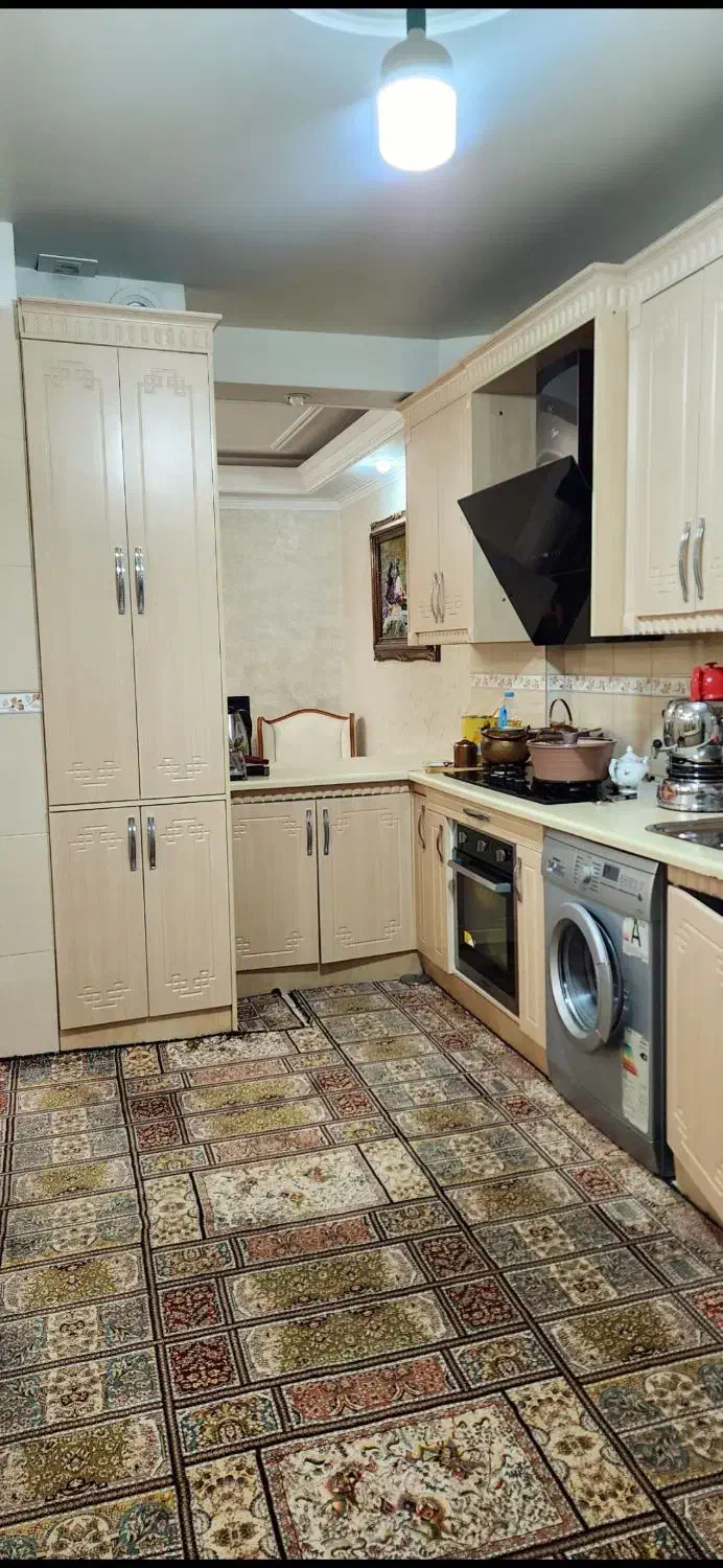 آپارتمان 100متر دوخوابه با پارکینگ اصلی و آسانسور