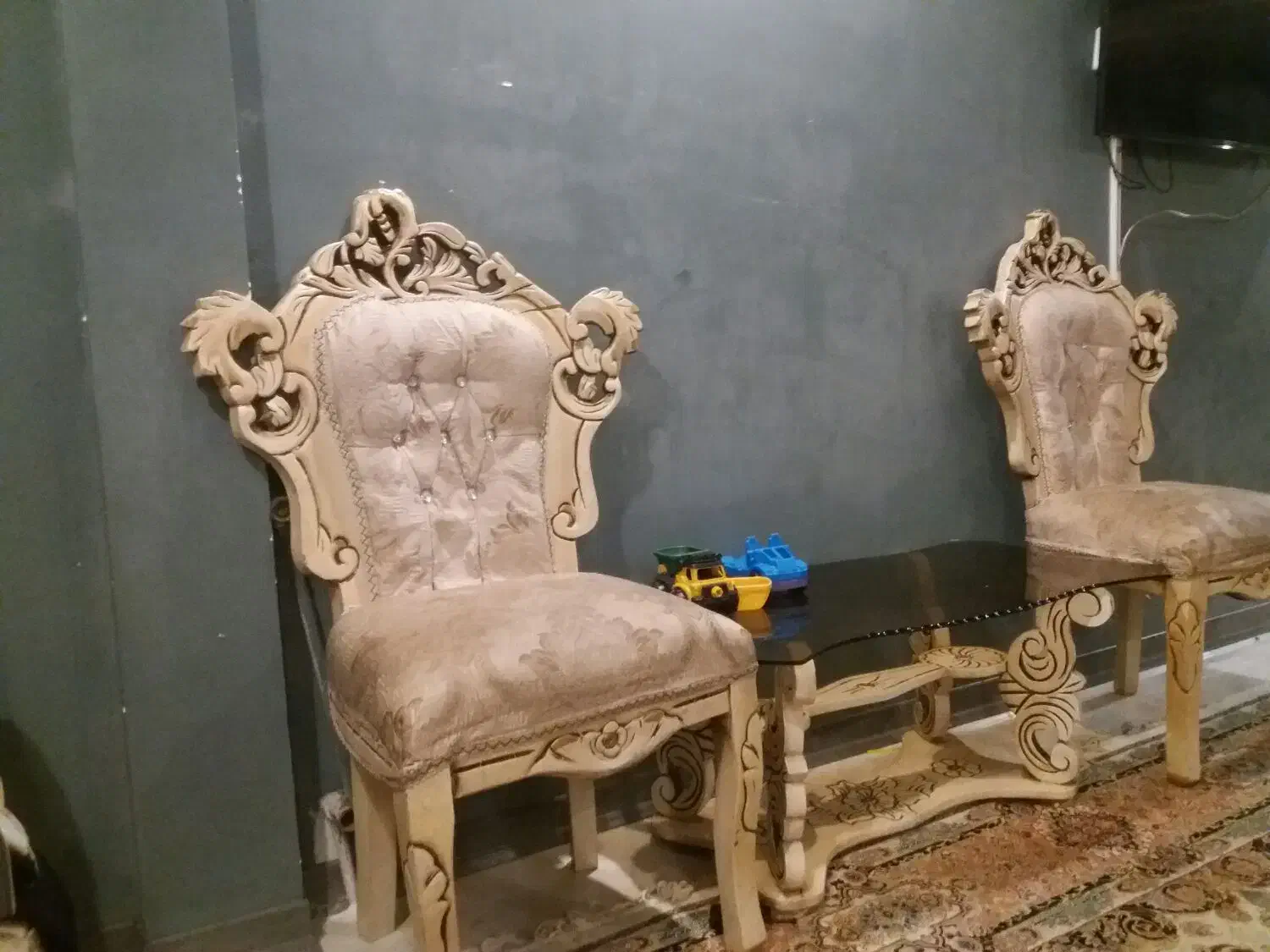 مبل ۹نفره|مبلمان خانگی و میز عسلی|مشهد, چهارچشمه|دیوار