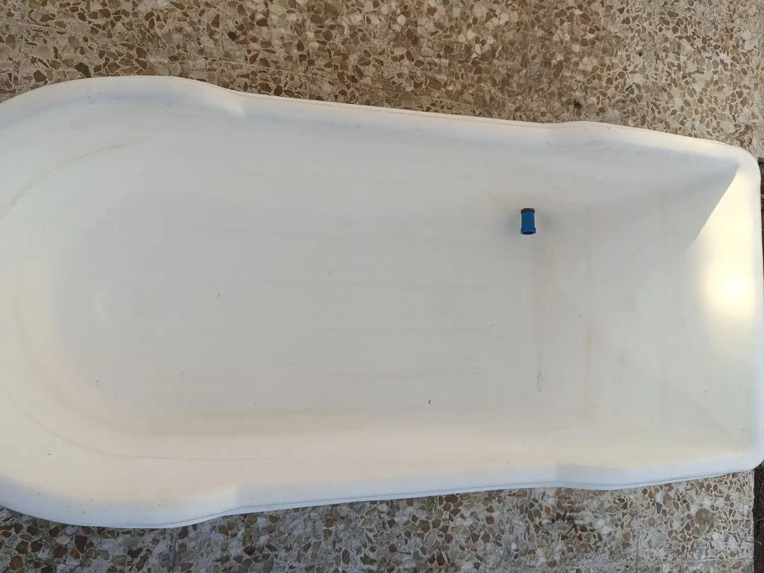 وان|لوازم حمام|بندر انزلی, نوغان|دیوار