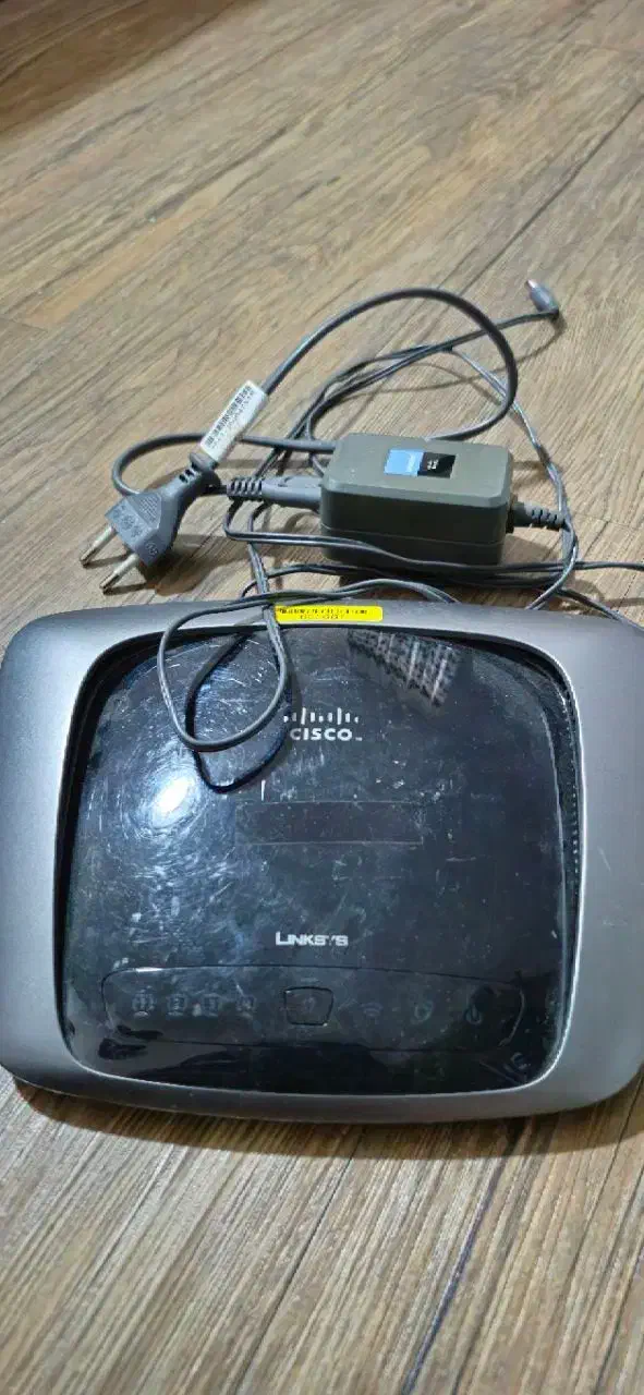 روتر بی سیم دو باند لینک سیس مدل  WRT160N-V2|مودم و تجهیزات شبکه|تهران, شهرک دانشگاه شریف|دیوار