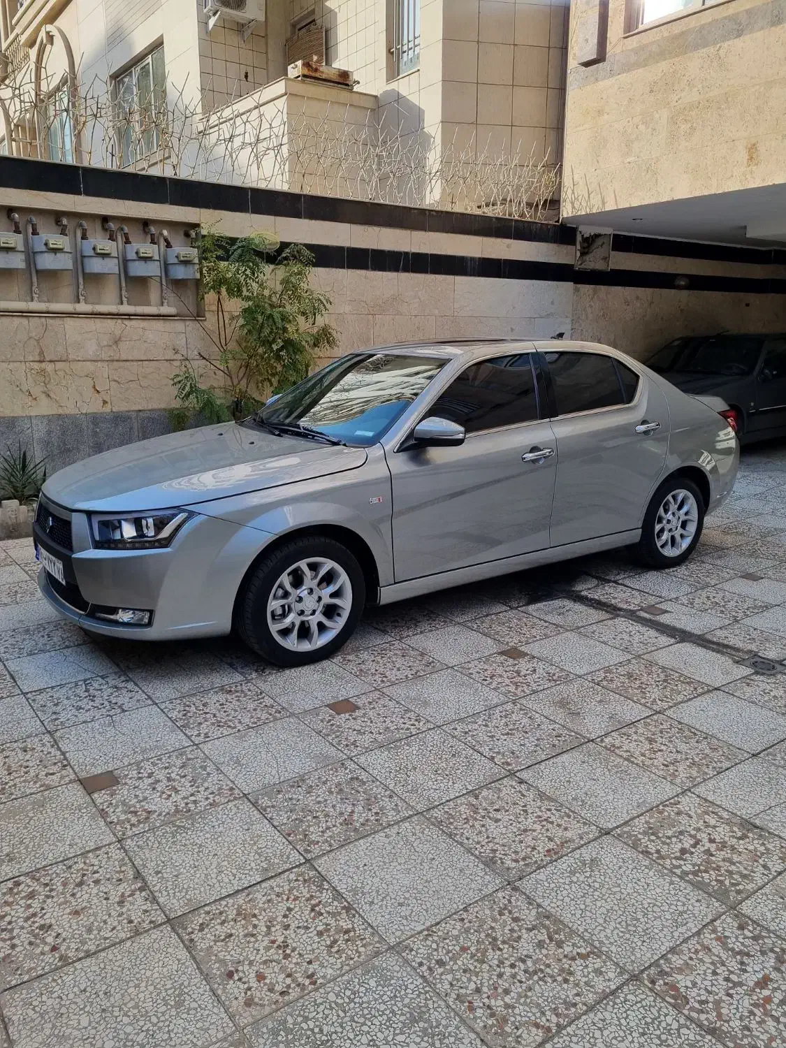 دنا پلاس اتومات (تیتانیوم)|خودرو سواری و وانت|مشهد, سید رضی|دیوار