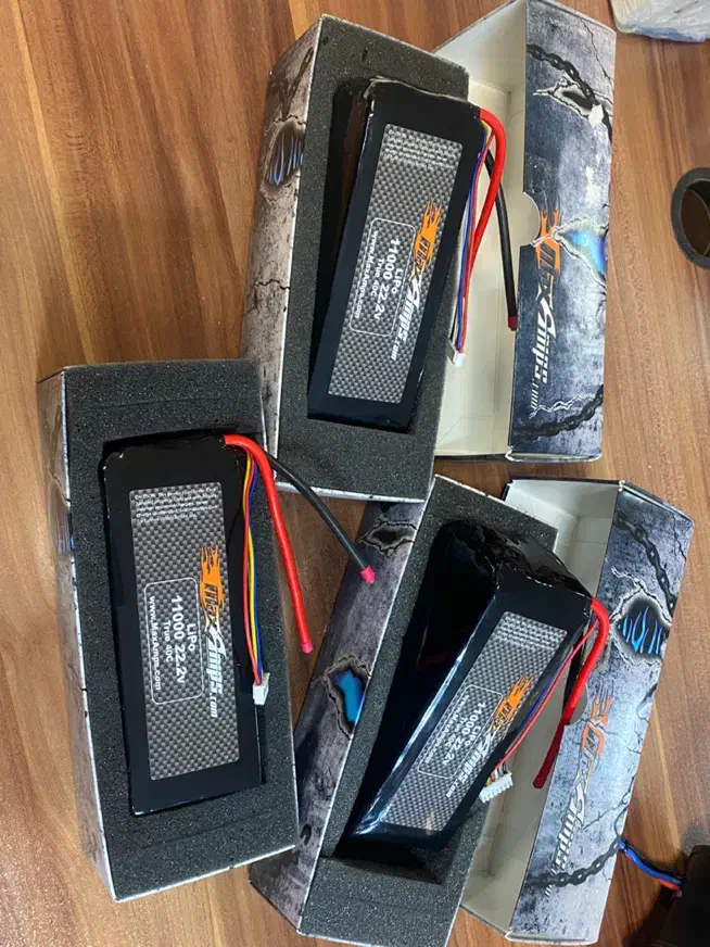 باتری 6 سل 11000mah-40c MaxAmps لیتیوم پلیمر|اسباب‌‌بازی|تهران, دانشگاه شریف|دیوار