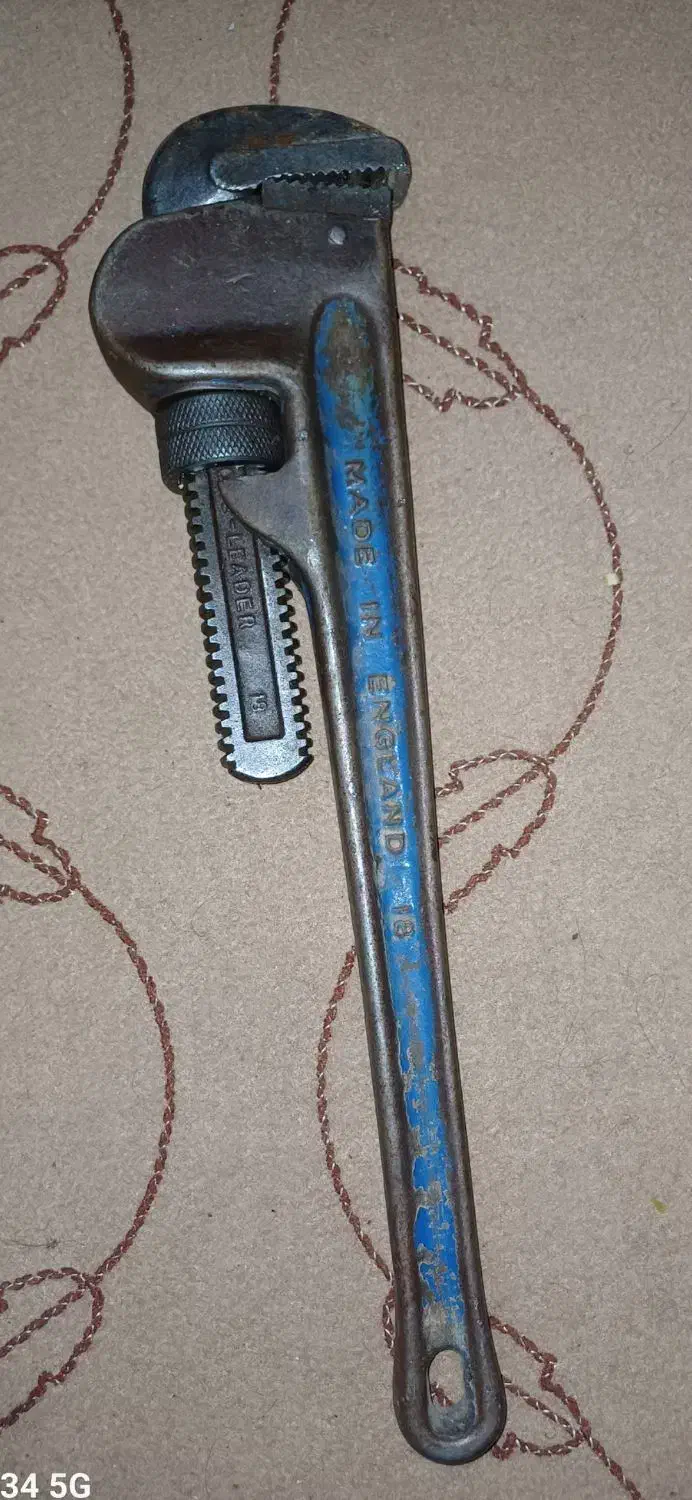 لوله گیر ۱۸ اینچ انگلیسی کلکسیونی|کلکسیون اشیاء عتیقه|سیراف, |دیوار