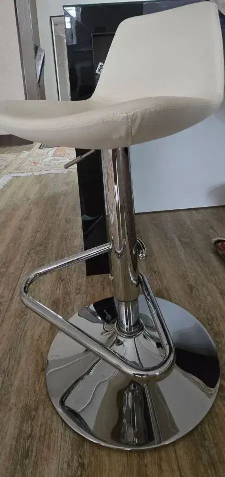 صندلی قابل تنظیم ارتفاع|صندلی و نیمکت|اردکان, |دیوار