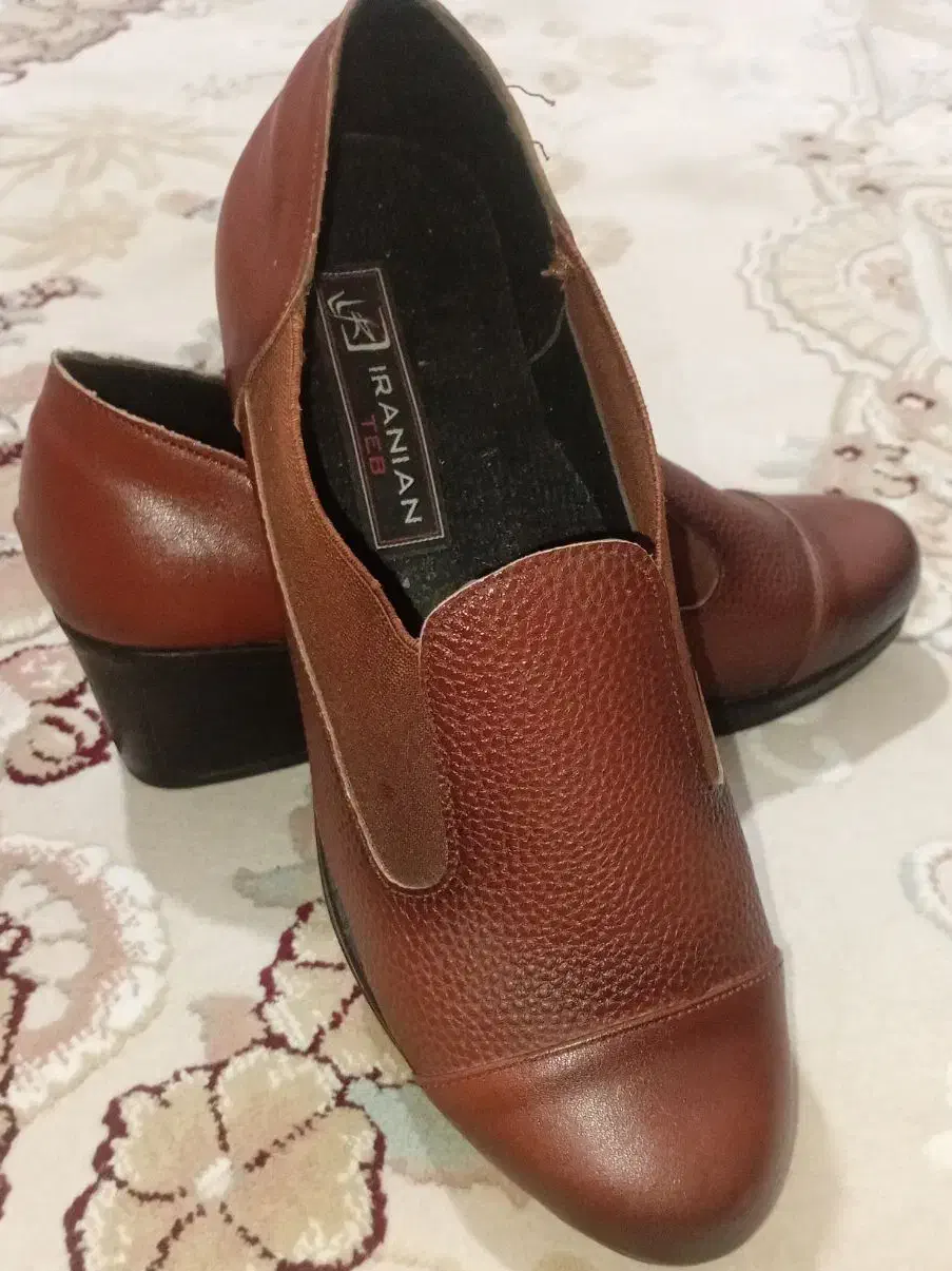 کفش چرم|کیف، کفش، کمربند|آبدانان, |دیوار