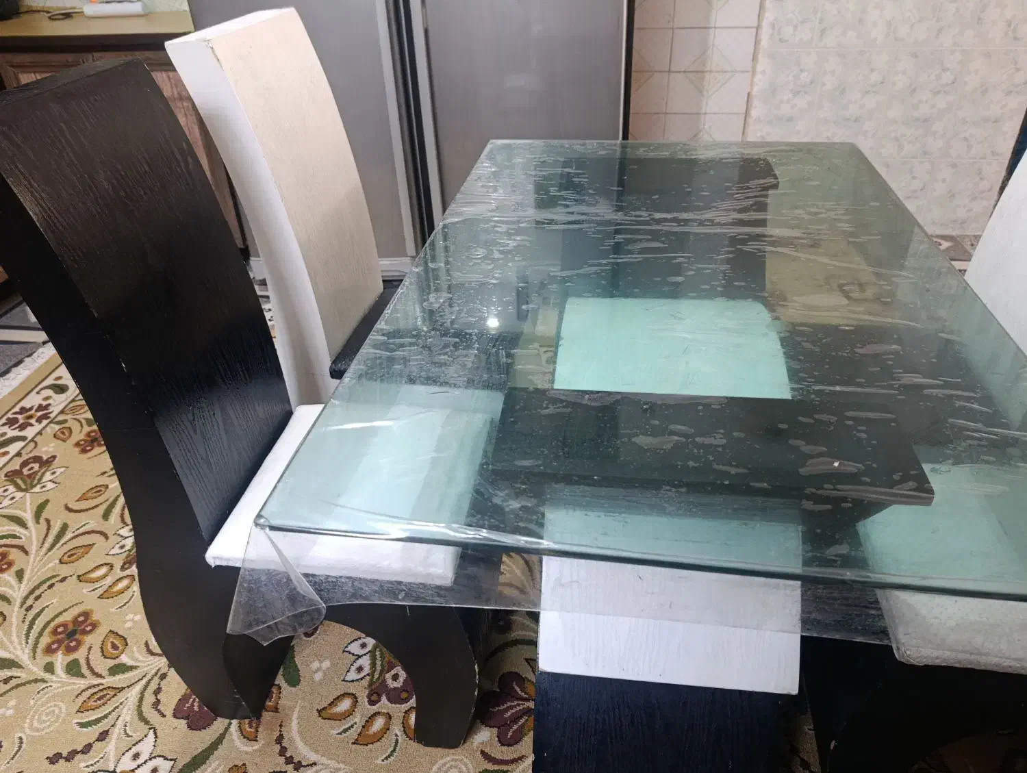 ناهار خوری|میز و صندلی غذاخوری|الشتر, |دیوار