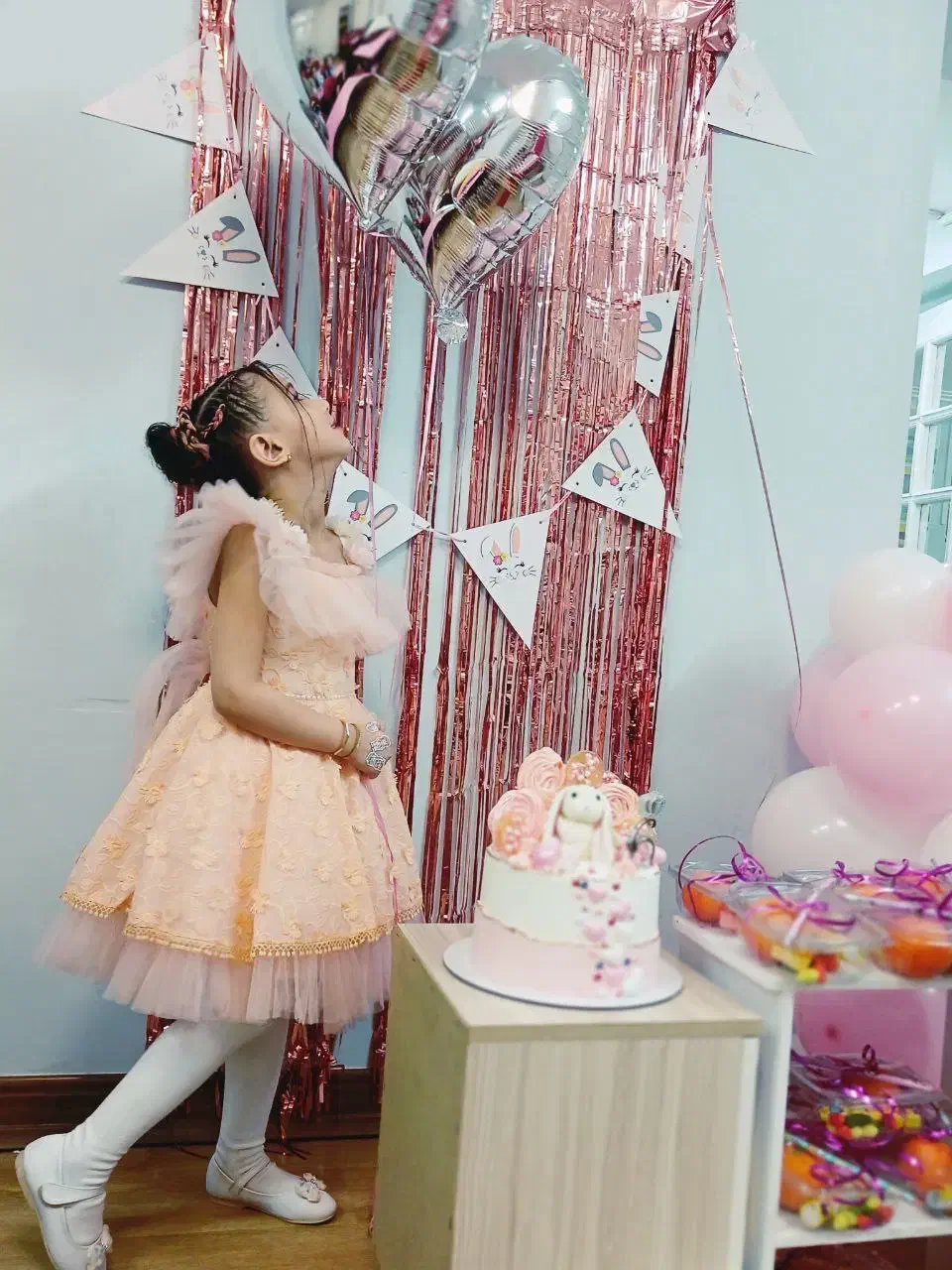 لباس مجلسی کودک|لباس|لاهیجان, شیشه گران|دیوار