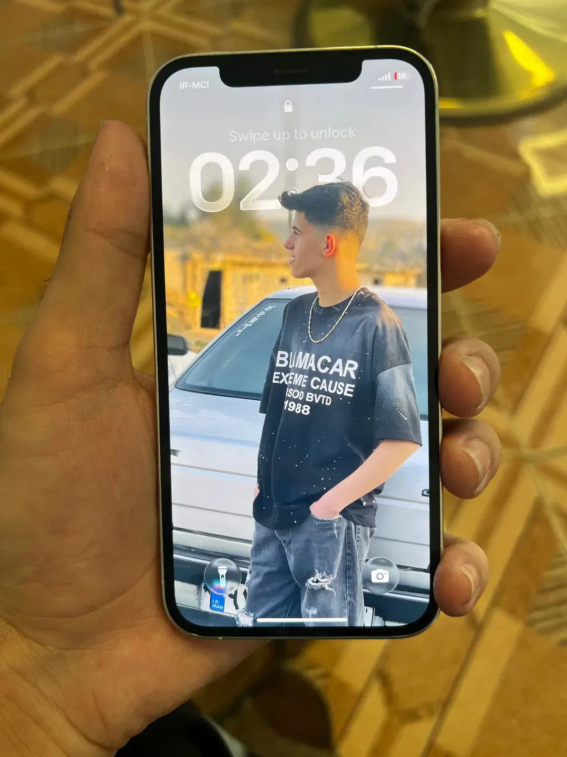 گوشی|موبایل|قشلاق دشت, |دیوار