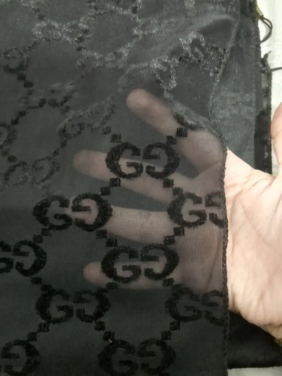 شال مشکی|لباس|مهاجران, |دیوار