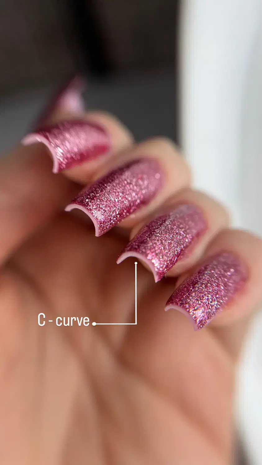 خدمات کاشت و ترمیم ناخن|خدمات آرایشگری و زیبایی|رشت, گلسار|دیوار