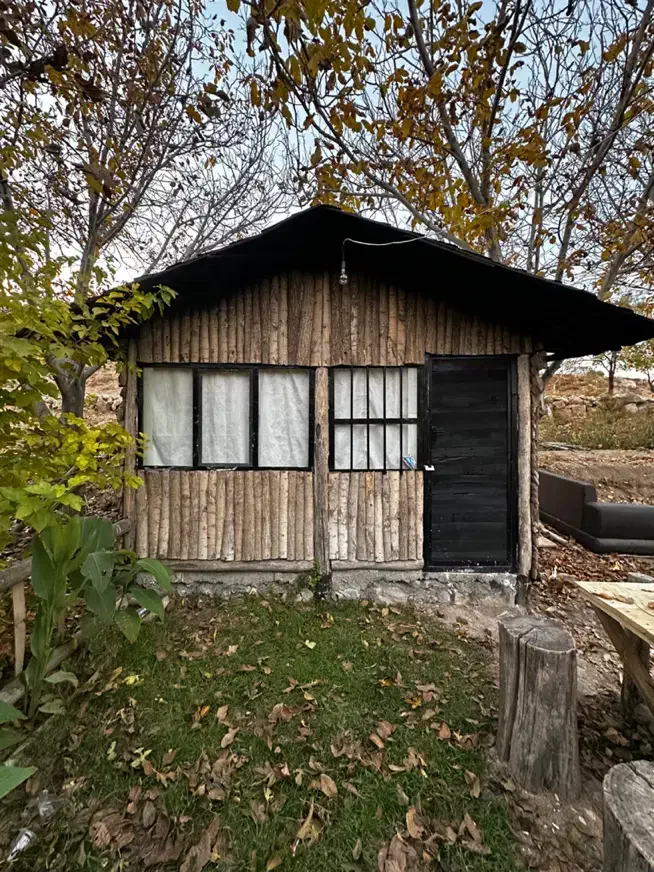 کلبه باغ سوییت|اجارهٔ کوتاهمدت ویلا و باغ|کرمانشاه, |دیوار