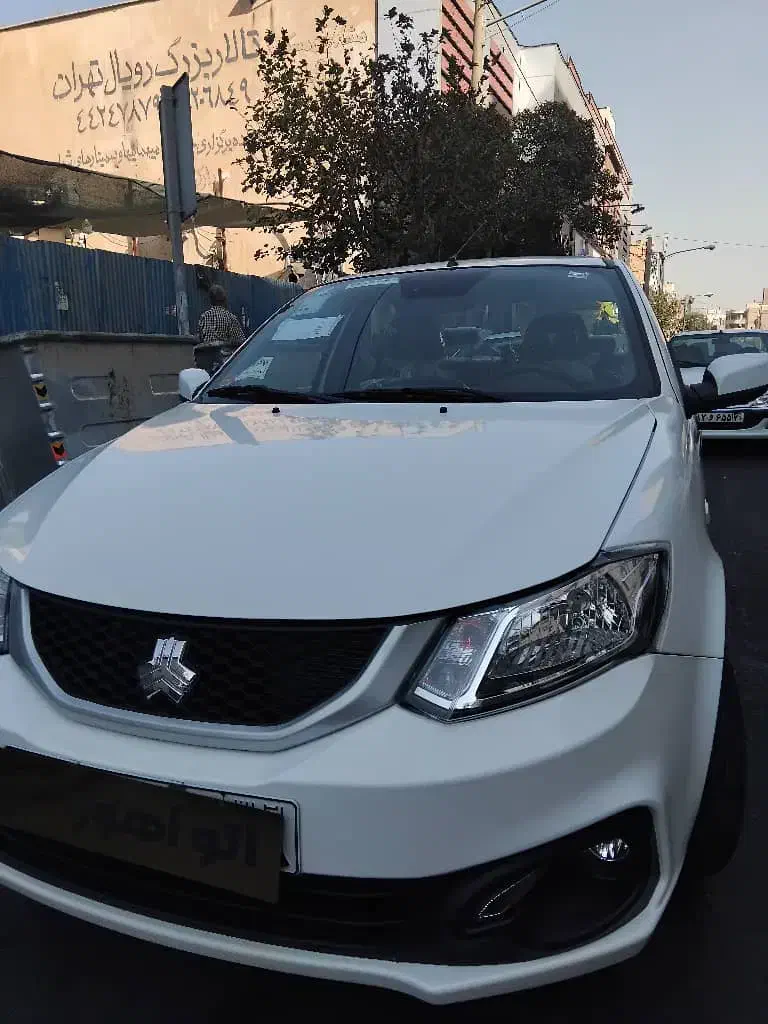 ساینا s//ساینا دو گانه// تحویل فوری|خودرو سواری و وانت|تهران, صادقیه|دیوار