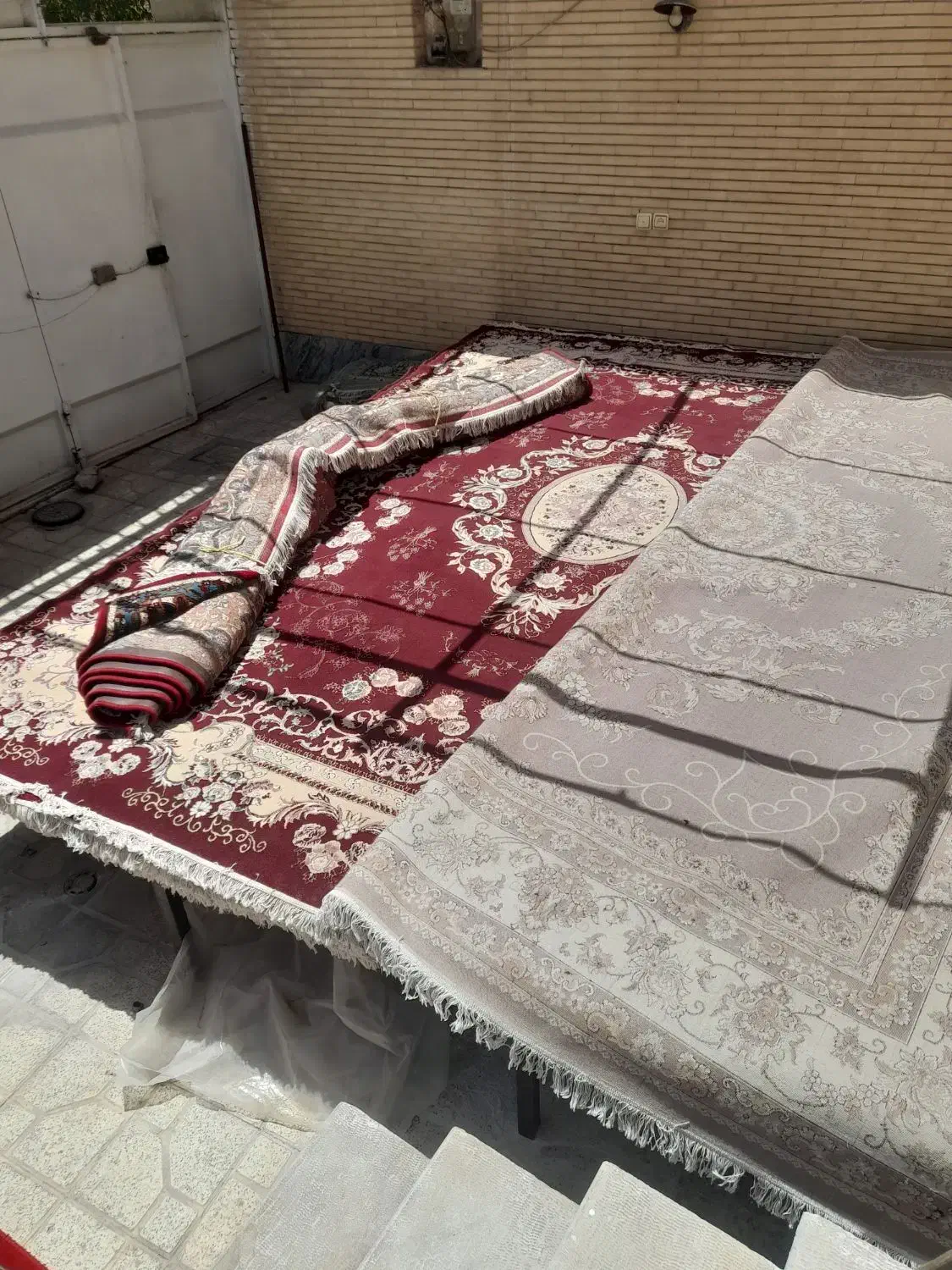 فرش کارکرده /قالی /لاکی و زرشکی|فرش|اصفهان, بهارستان|دیوار