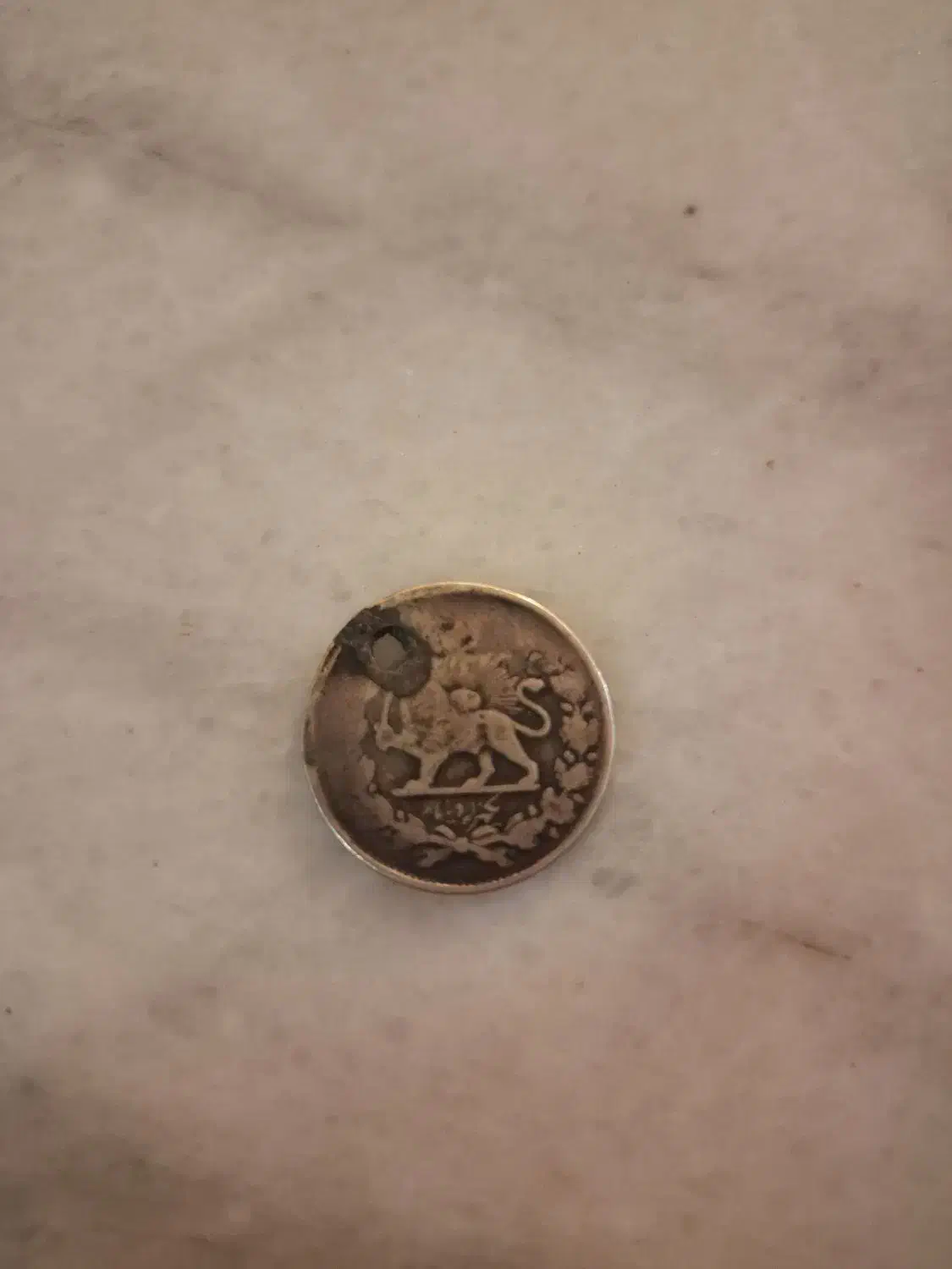 ۳ عدد سکه|کلکسیون سکه، تمبر، اسکناس|جوین, |دیوار