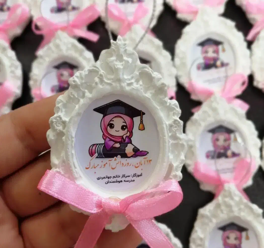 دانش اموز|صنایع دستی و سایر لوازم تزئینی|لار, |دیوار