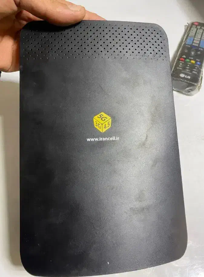 مودم سیم کارت خور ایرانسل مدل7060|مودم و تجهیزات شبکه|پرند, فاز ۵|دیوار