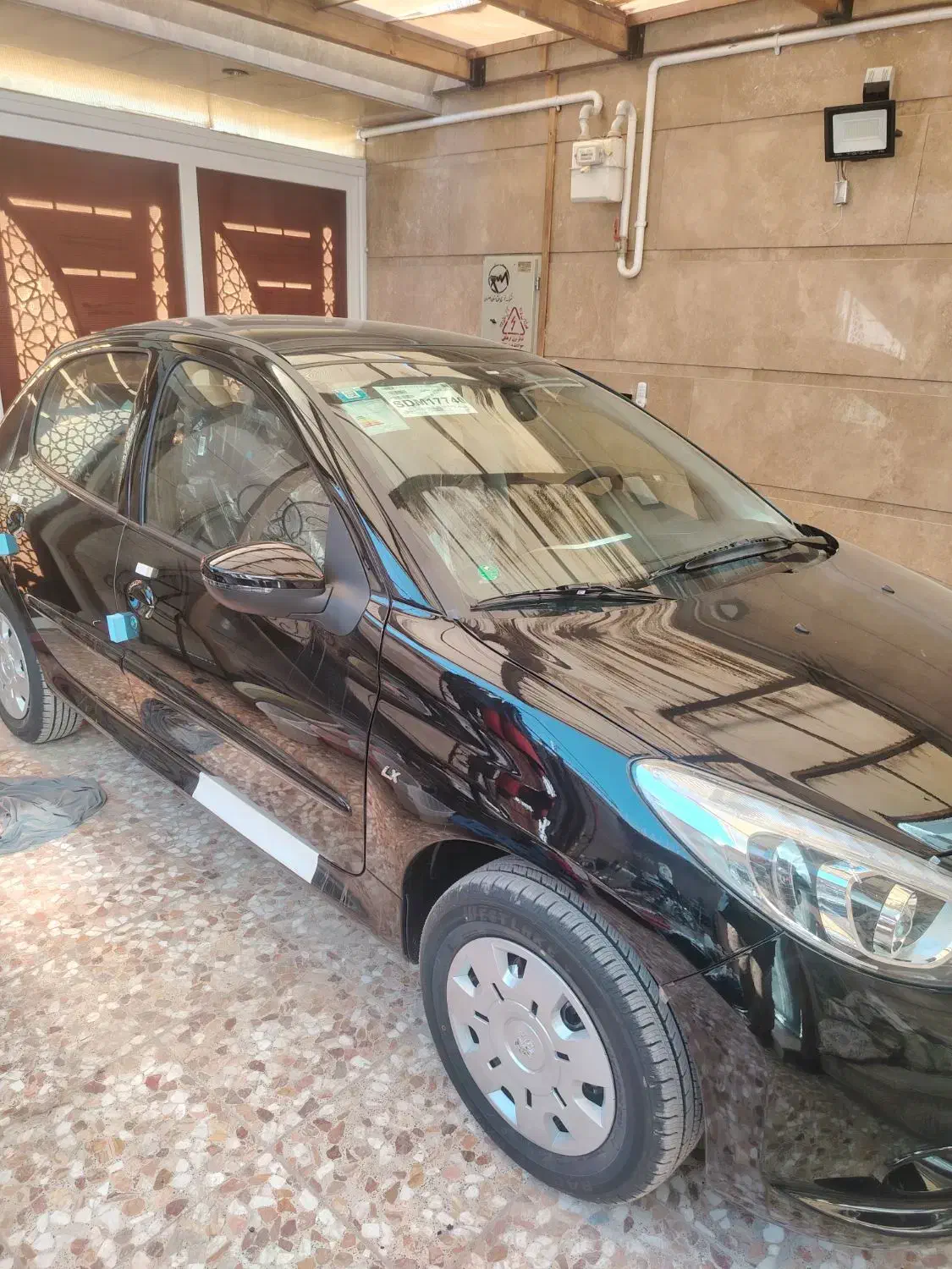 207 سقف شیشه ایی ارتقا یافته Tu5+|خودرو سواری و وانت|نجف‌آباد, مجاهد شمالی|دیوار