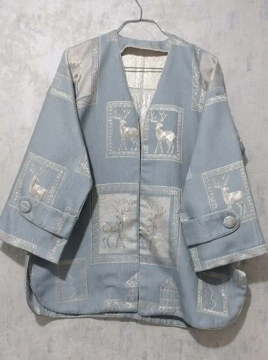 دو عدد مانتو ژاکارد مزون دوز در حد نو|لباس|الوند, |دیوار