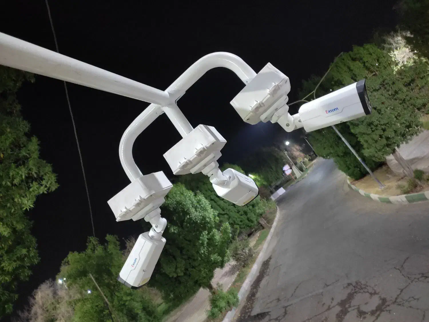 نصب دوربین مداربسته دزگیرسیستم صوتی خونه عیب یابی|خدمات پیشه و مهارت|اهواز, سخیریه|دیوار