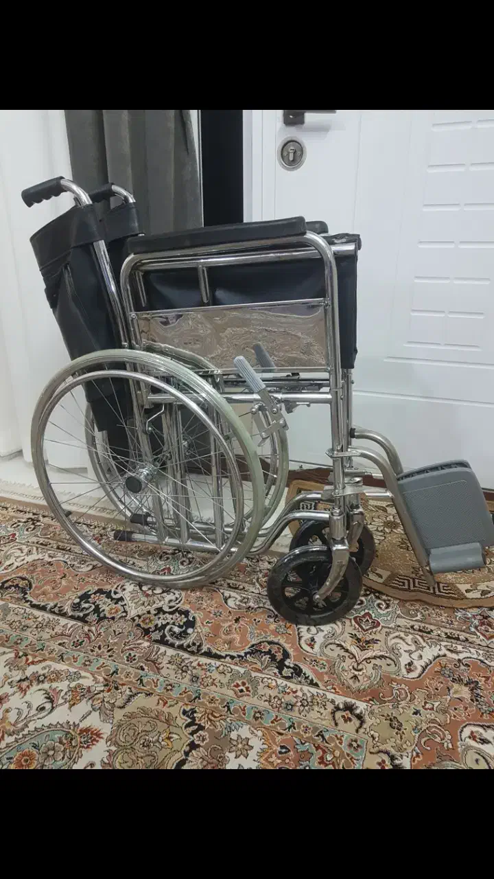 ویلچر خارجی|آرایشی، بهداشتی، درمانی|مشهد, سیلو|دیوار