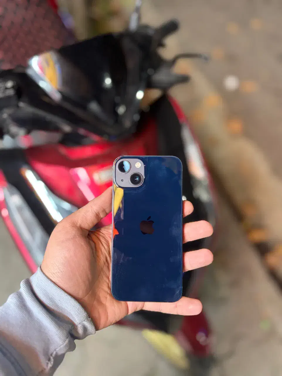 iphone 13 normal|موبایل|فومن, |دیوار