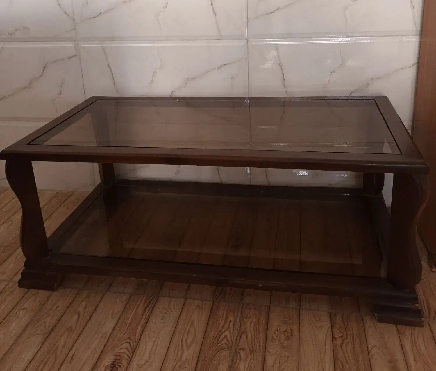 میز جلو مبلی|مبلمان خانگی و میز عسلی|الیگودرز, |دیوار