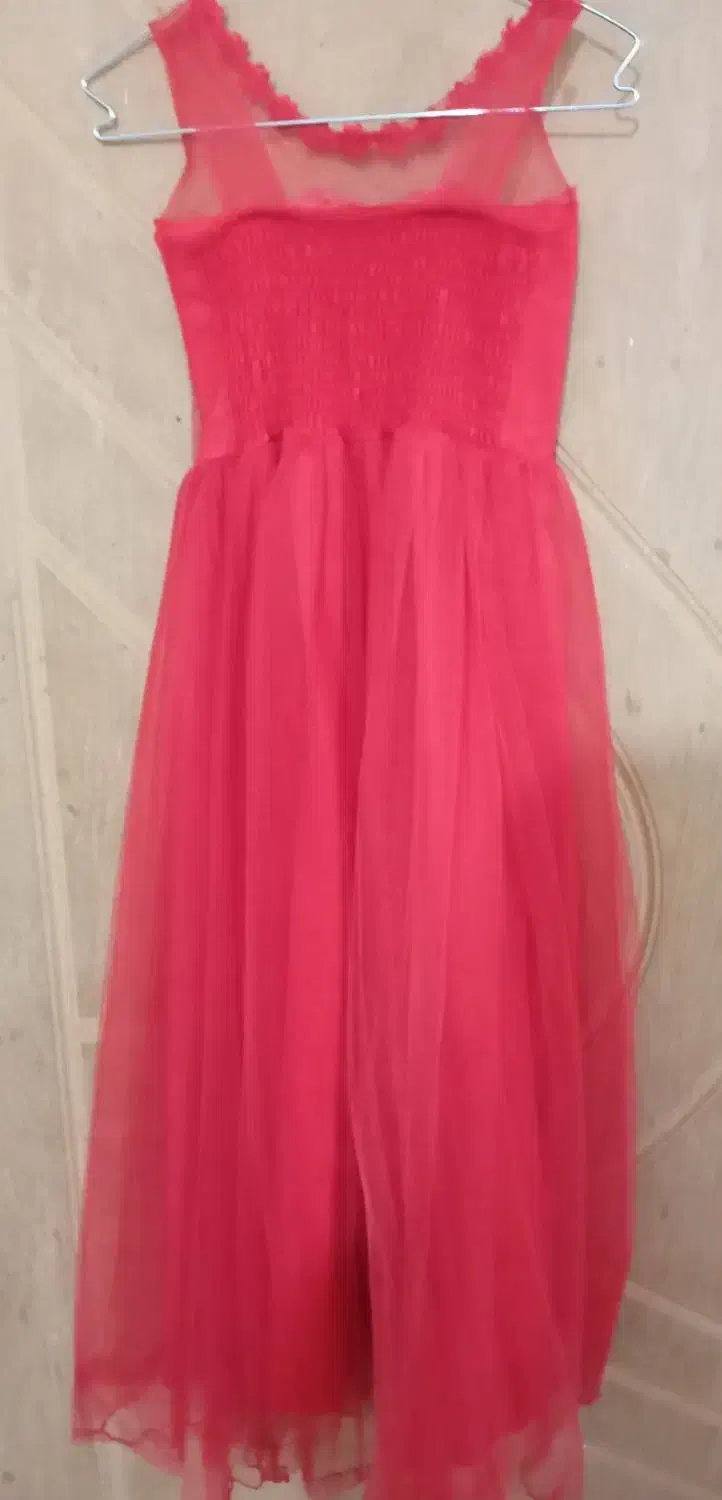 لباس مجلسی|لباس|هشتگرد, مدرس|دیوار