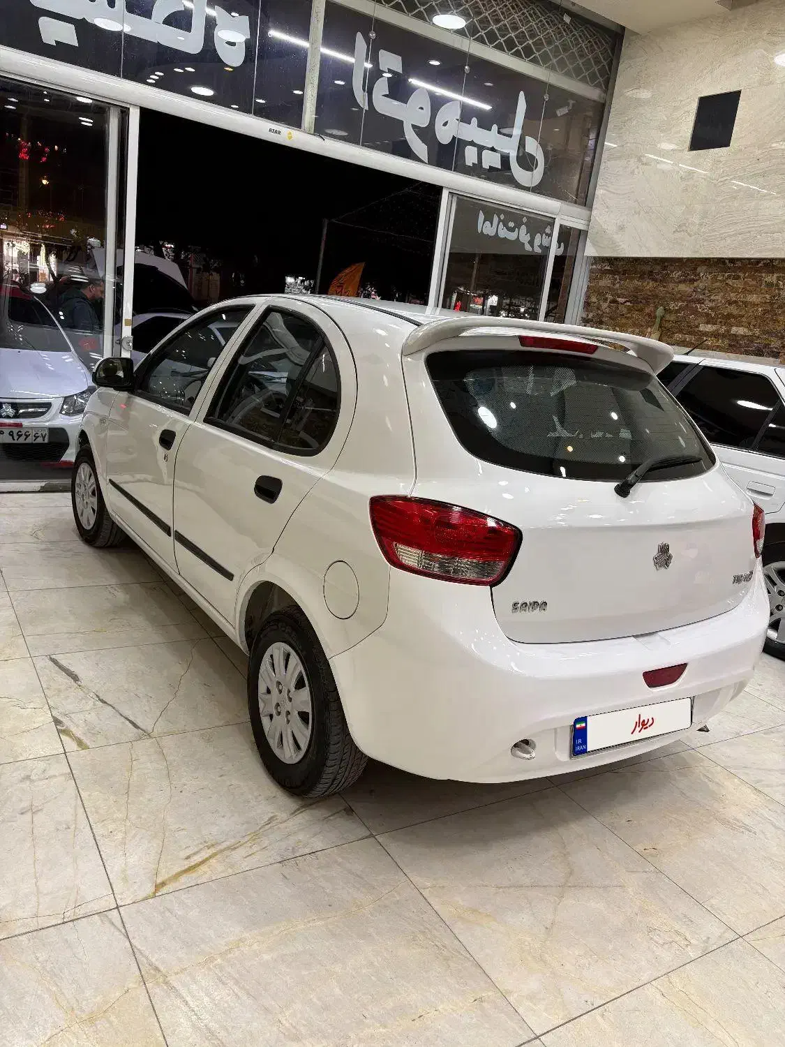 تیبا2مدل ۹۵|خودرو سواری و وانت|نجفآباد, سعدی|دیوار