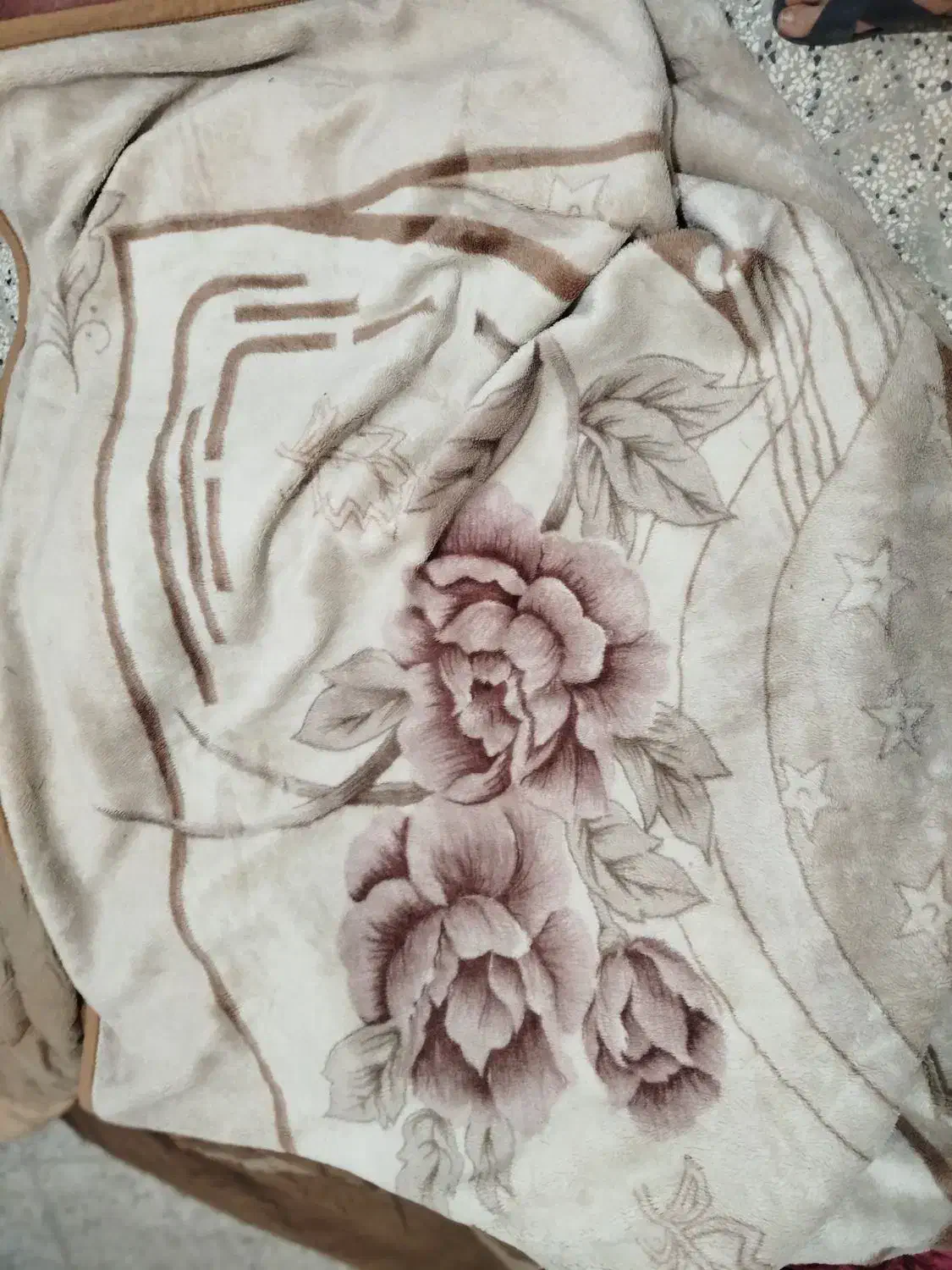 پتوی وانتی|رختخواب، بالش، پتو|تربتحیدریه, آبشار|دیوار