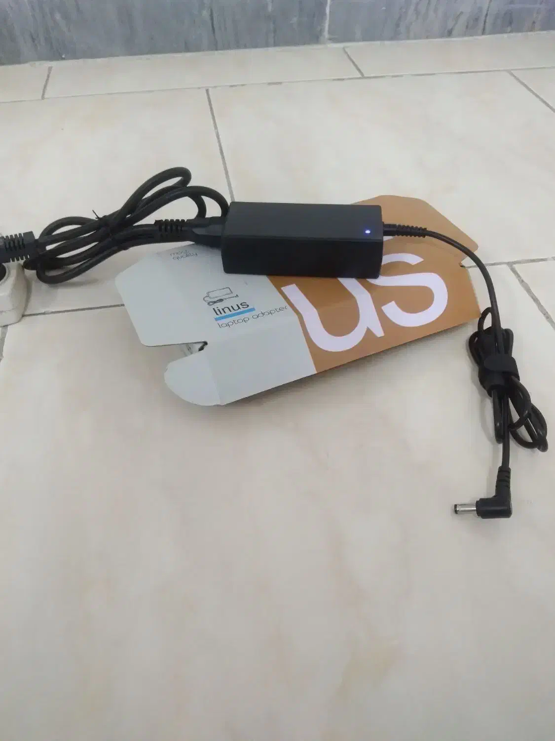 شارژر لپ تاپ ایسوس صفر|قطعات و لوازم جانبی رایانه|رشت, جانبازان|دیوار