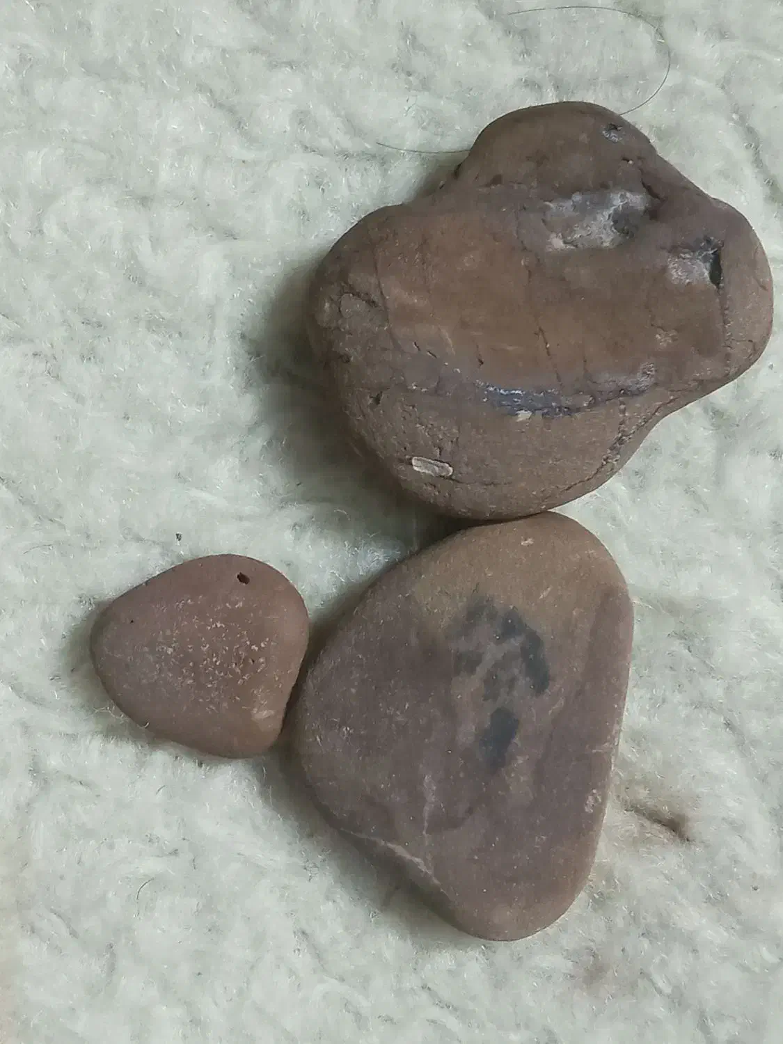 چند قطعه شهاب سنگ ویک سنگ الماسی  اسیابی|جواهرات|گلبهار, نوبهار|دیوار