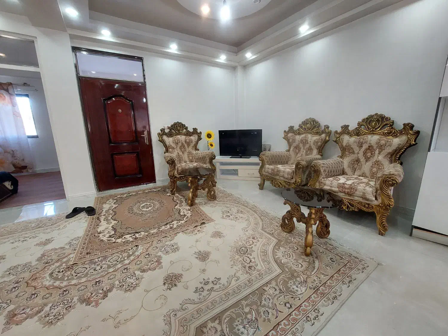 ۱۲۰ متر، روزانه، هفتگی، تمیز شیک نزدیک کوه و استخر|اجارهٔ کوتاه‌مدت آپارتمان و سوئیت|لاهیجان, گلستان|دیوار