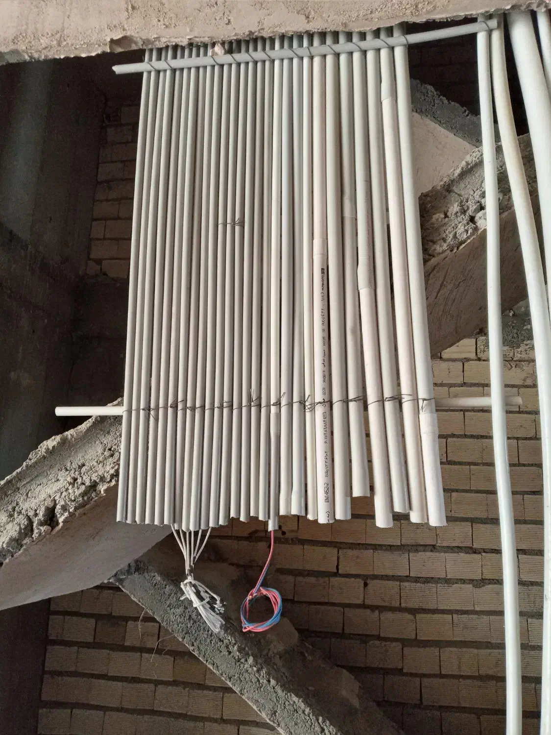 استخدام شاگرد برقکار|استخدام معماری، عمران و ساختمانی|اصفهان, شیخ اشراق|دیوار