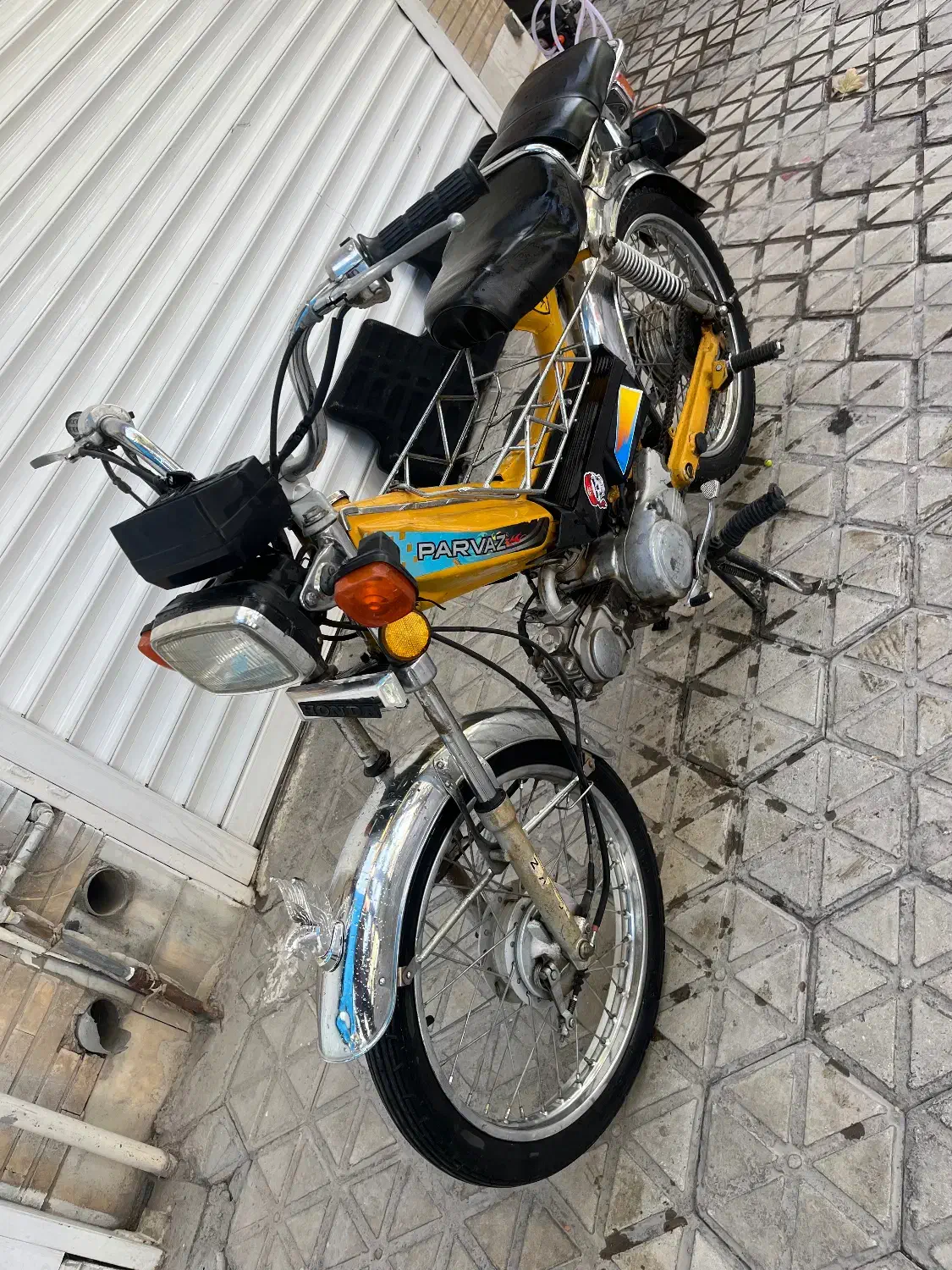 موتور پیشرو 70|موتورسیکلت|ابریشم, |دیوار