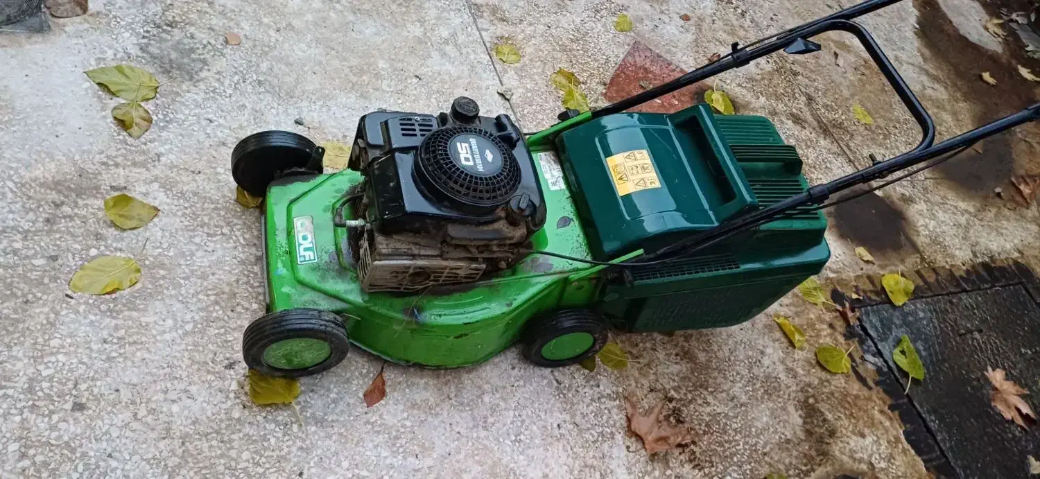 چمن زن المانی|ابزارآلات|تهران, دروس|دیوار