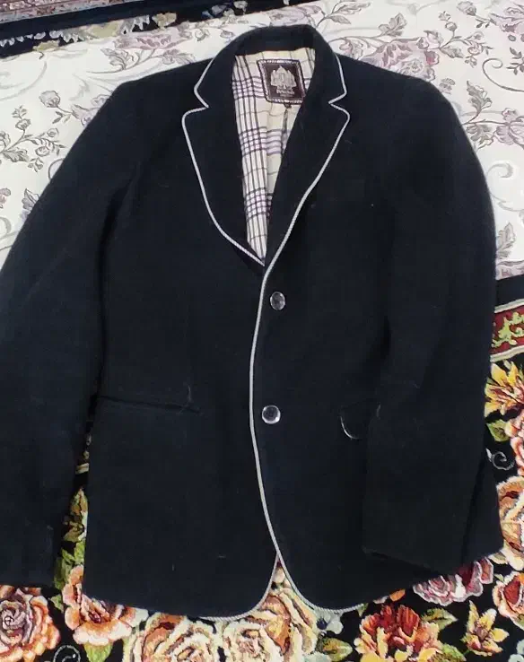 کت تک|لباس|زابل, |دیوار