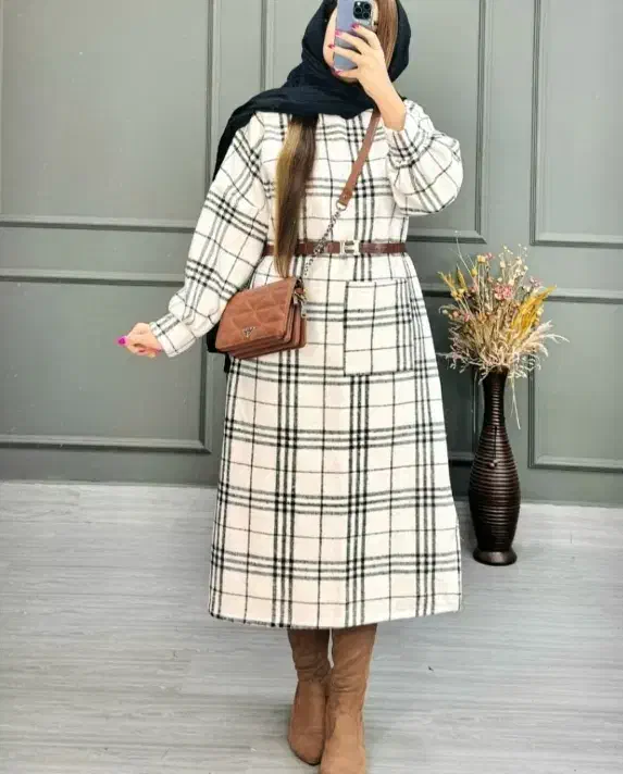 کفتان چهارخونه|لباس|نیشابور, بلوار گلها|دیوار