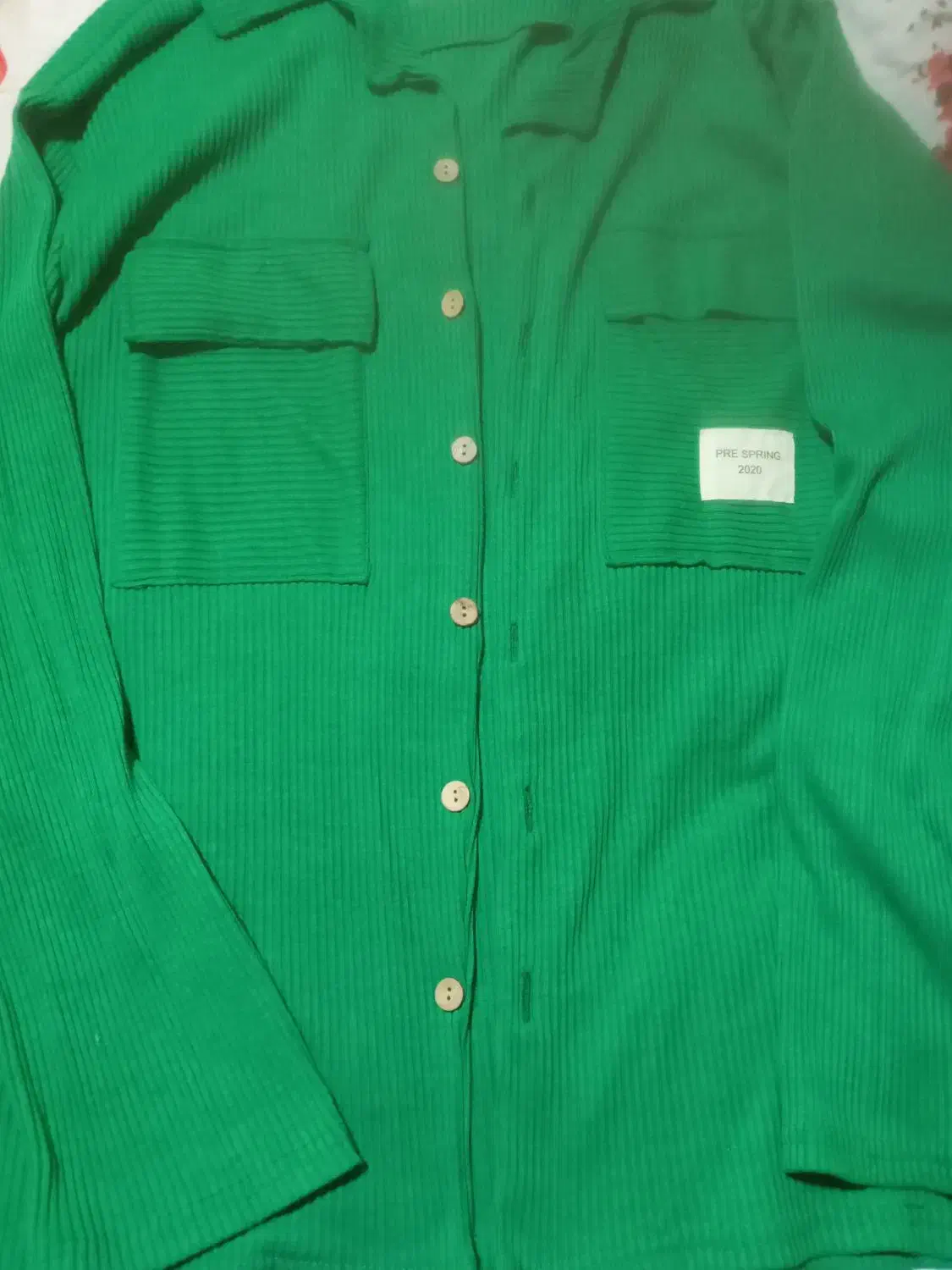 پیراهن کبریتی|لباس|رشت, منظریه|دیوار