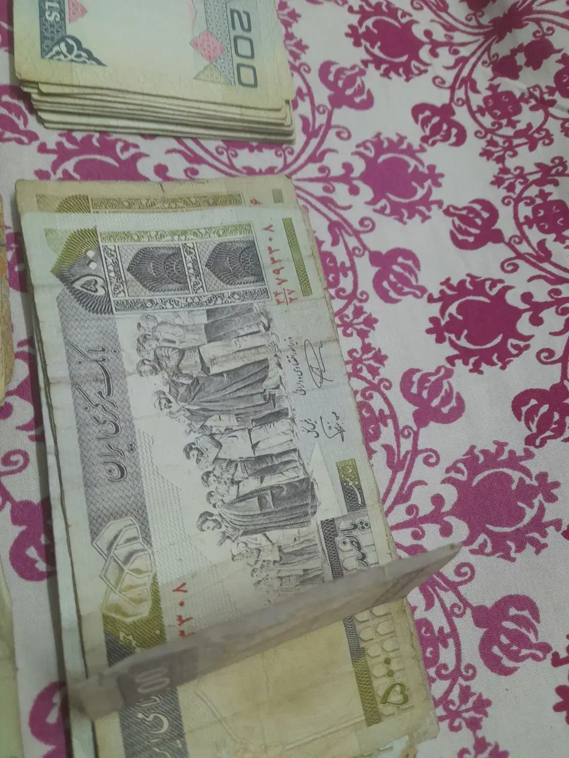 تعدادی اسکناس وسکه|کلکسیون سکه، تمبر، اسکناس|تهران, امیریه|دیوار