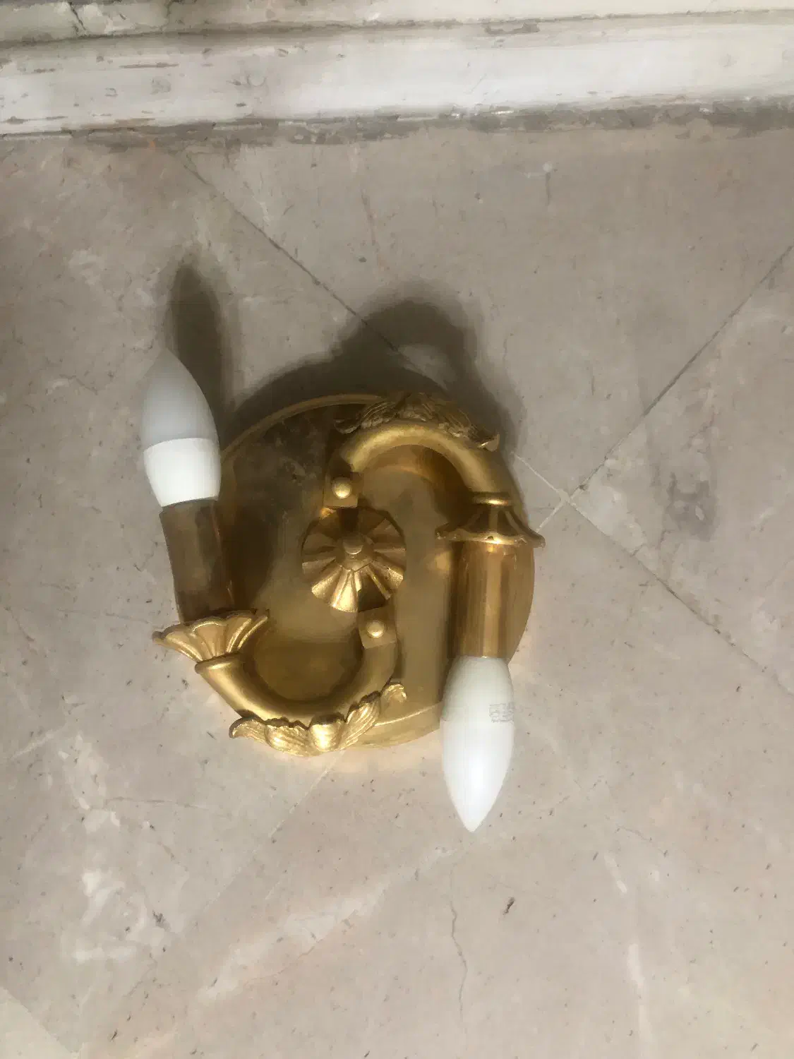 چراغ سقفی|لوستر و چراغ آویز|تهران, سوهانک|دیوار