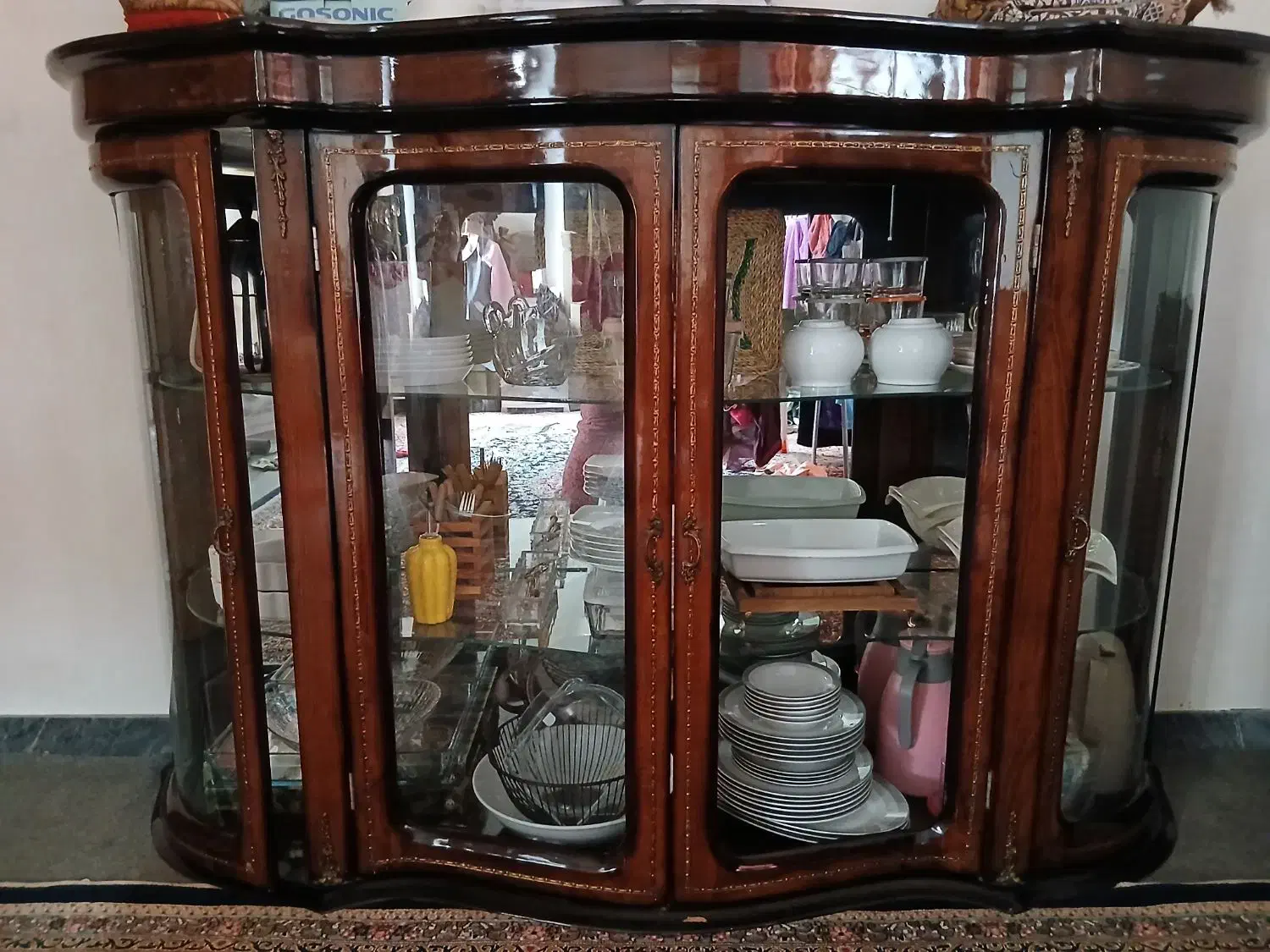 بوفه|بوفه، ویترین، کنسول|گنبد کاووس, |دیوار