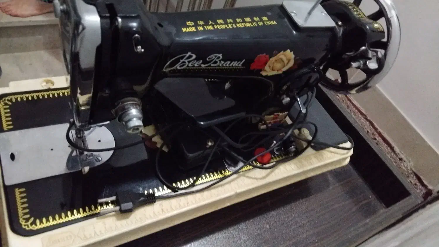 چرخ خیاطی چینی برقی|چرخ خیاطی و ریسندگی|گلبهار, شهر جدید گلبهار|دیوار